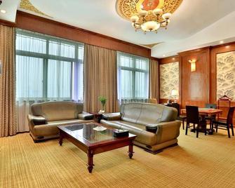 Wenzhou Dongou Hotel - Wenzhou - Huiskamer