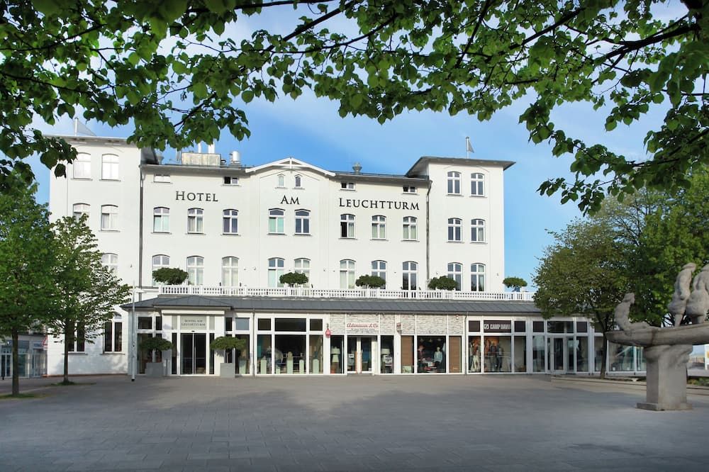 Hotel Am Leuchtturm - Warnemünde - Gebäude