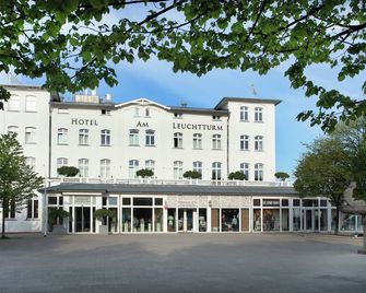 Hotel Am Leuchtturm - Warnemünde - Building