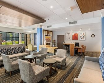 Holiday Inn Express & Suites White Hall By IHG - White Hall - Edificio