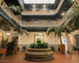 Hotel Casino Morelia - Morelia - Lobby