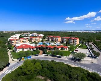 Pierre & Vacances Menorca Cala Blanes - Ciudadela - Edificio