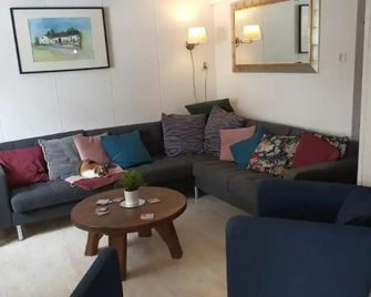 La Fermette Blanche - Nadrin - Salon