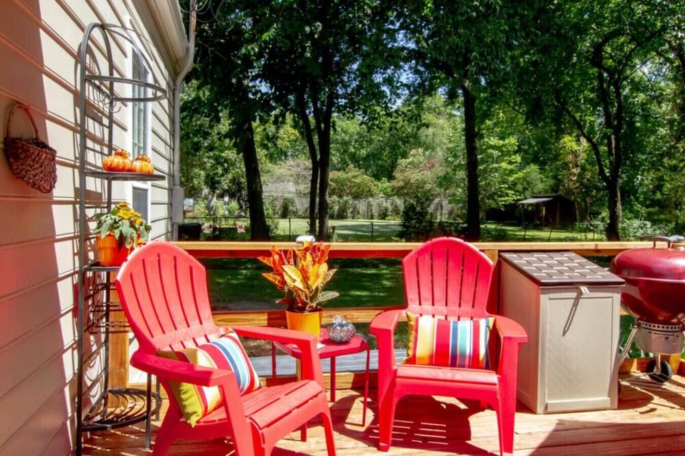 Green Hills Getaway Shopping and Dining District - נאשוויל - פטיו