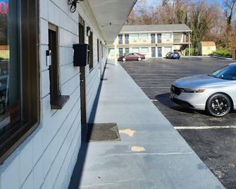 Turnpike Motel Richmond Va by Hotel O Us 60 - ריצ'מונד - לובי
