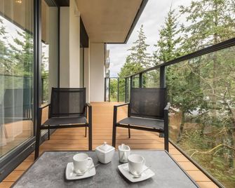 Dziwnów River Side Apartment with Balcony by Renters Prestige - Dziwnów - Balkon