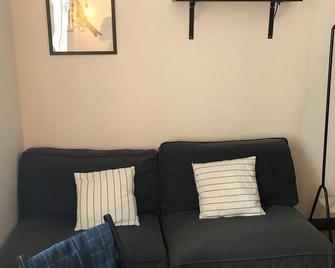 Studio Brest quartier St Michel - Brest - Living room
