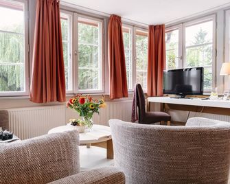 Hotel am Jungfernstieg - Stralsund - Sala de estar