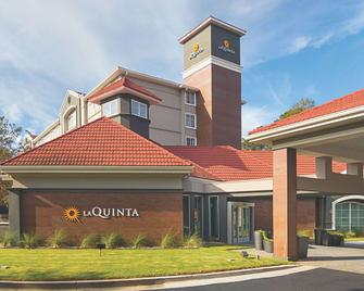 La Quinta Inn & Suites by Wyndham Atlanta Conyers - Conyers - Building