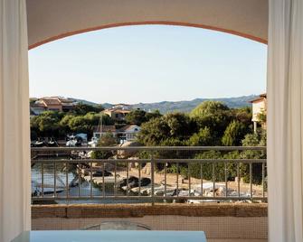 Casa della Monaca by Wonderful Italy - 羅通多港 - 陽台