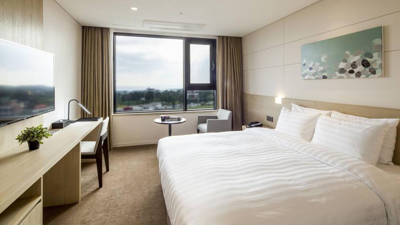 Hotel The Born Jeju