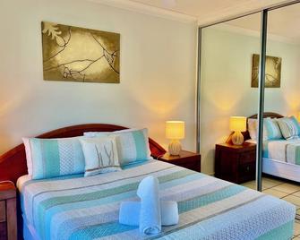 Poinciana 106 - Hamilton Island - Schlafzimmer