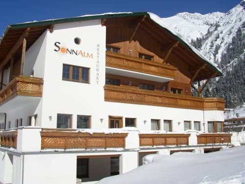 Gasthof Sonnalm - St. Leonhard im Pitztal - Building