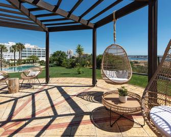 Vista Marina Apartamentos Turisticos - Portimão - Patio