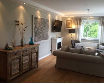 Im Feldle - Kirchheim am Ries - Wohnzimmer