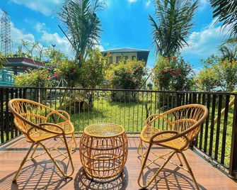 Athena Premier Resort Ninh Bình - Ninh Binh - Balcón