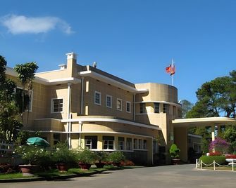Starhill Hotel - Dalat - Building