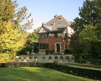 Martin's Manoir - Genval - Edificio