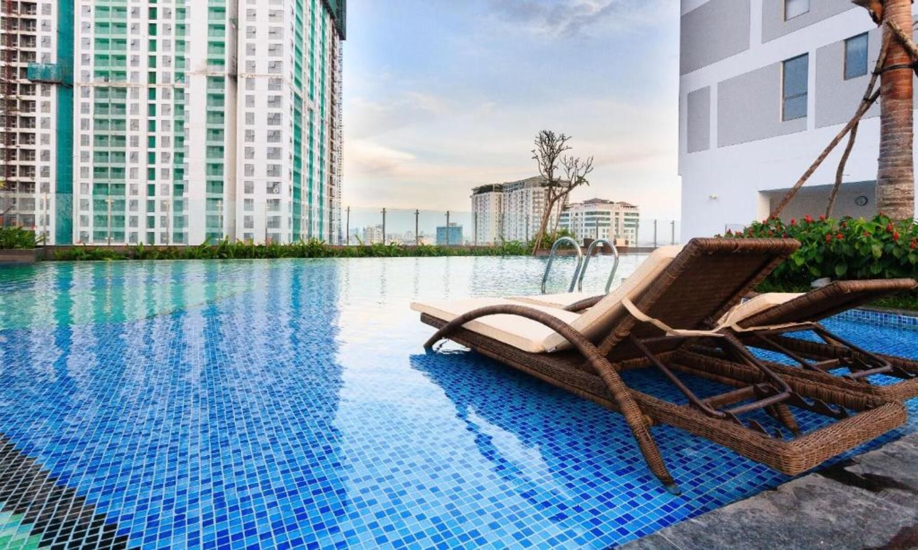 Le May Home Rivergate Luxury Apartment - Ho Chi Minh Stadt - Pool