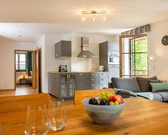 Ferienwohnung 'wolfsgrube' - Ferienwohnungen Zober am Mühlbach - Oberammergau - Sala pranzo