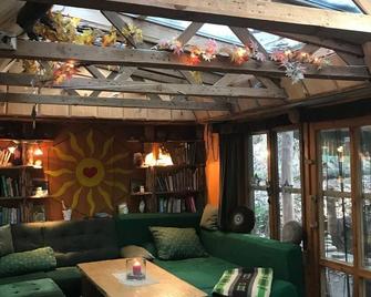 Vacation home Das wilde Auwaldhaus - Holiday apartment - Jonsdorf - Lounge