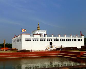 Hotel Suramma - Lumbini Sanskritik - Edificio
