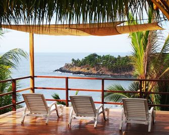 Hotel Miraflores - El Cuco - Balkon