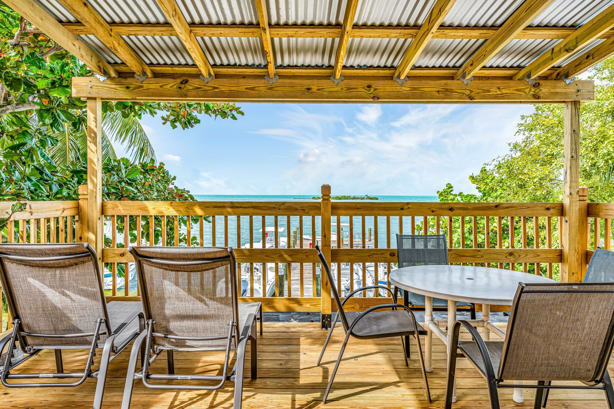 Captain Pips Marina & Hideaway from $116. Marathon Hotel Deals
