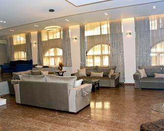 Hotel Marily - Pyrgos - Sala de estar