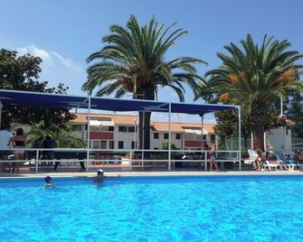 Residence La Giungla - Falerna