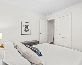 Cozy, Modern Waldo Escape - Cidade do Kansas - Quarto