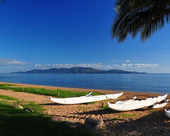 Aquarius on the Beach - Townsville - Beach