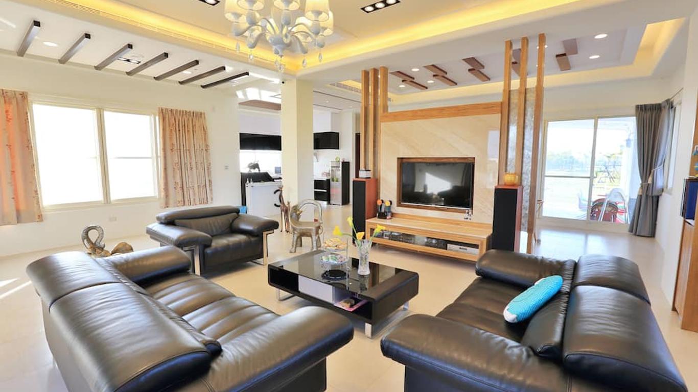 فان ريلاكس بي آن بي