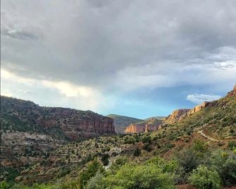 Ash Creek Canyon Mining Cabin Chrysotile Arizona - Globe - Vista esterna