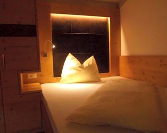 Gasthof Edelweiss - Tiers - Bedroom