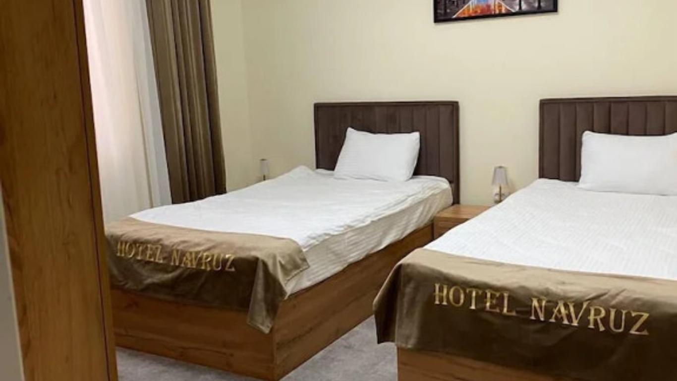Navro'z Hotel