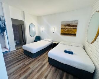 Mayfield Motel - Newcastle - Habitación