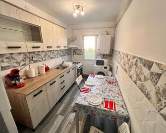 Central Garden Palace Iasi - Iași - Bucătărie