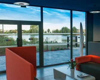 Appart-Hôtel Mer & Golf City Bordeaux - Bruges - Bruges - Huiskamer