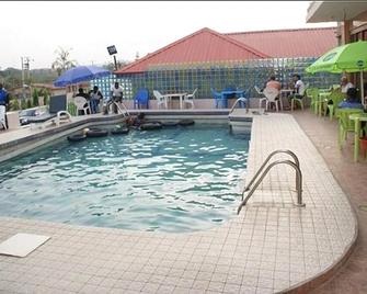Sunview Hotel - Akure - Pool
