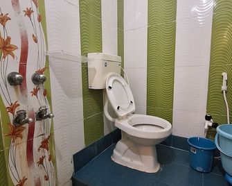 Hotel Yogita Inn - Bodh Gaya - Koupelna