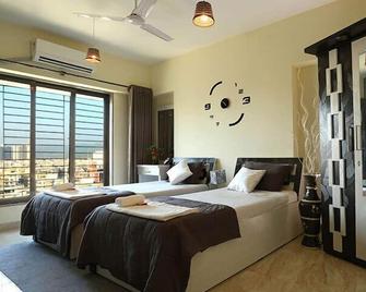 Gagal Home Business Suite - Thāne - Bedroom