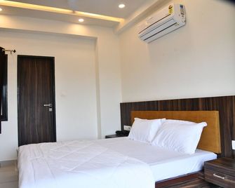 Hotel Shreeji Palace - Ābu Road - Habitación