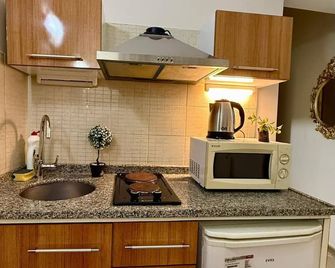 Elegance Aparts Cihangir - Istanbul - Kitchen