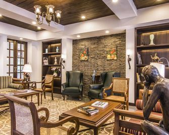 Rhythm Lonavala - An All Suite Resort - Lonavala - Lounge