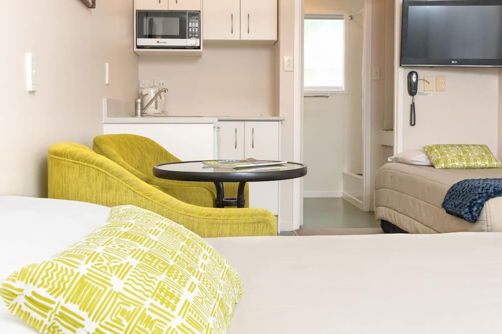 Outrigger Motel - Paihia - Bedroom