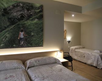 Hostal Acella - Pamplona