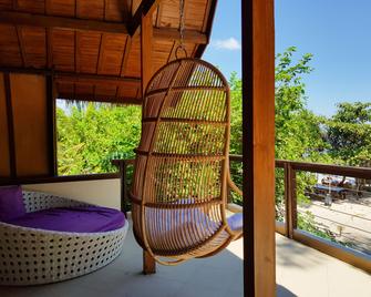 Vyaana Resort Gili Air - Pemenang - Balcón