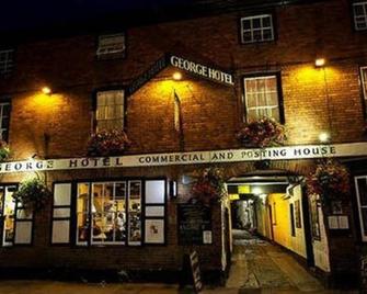 The George Hotel - Newent - Gebouw