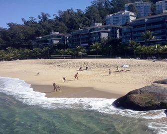 Beautiful apartment between sea and mountains - Mangaratiba - Strand